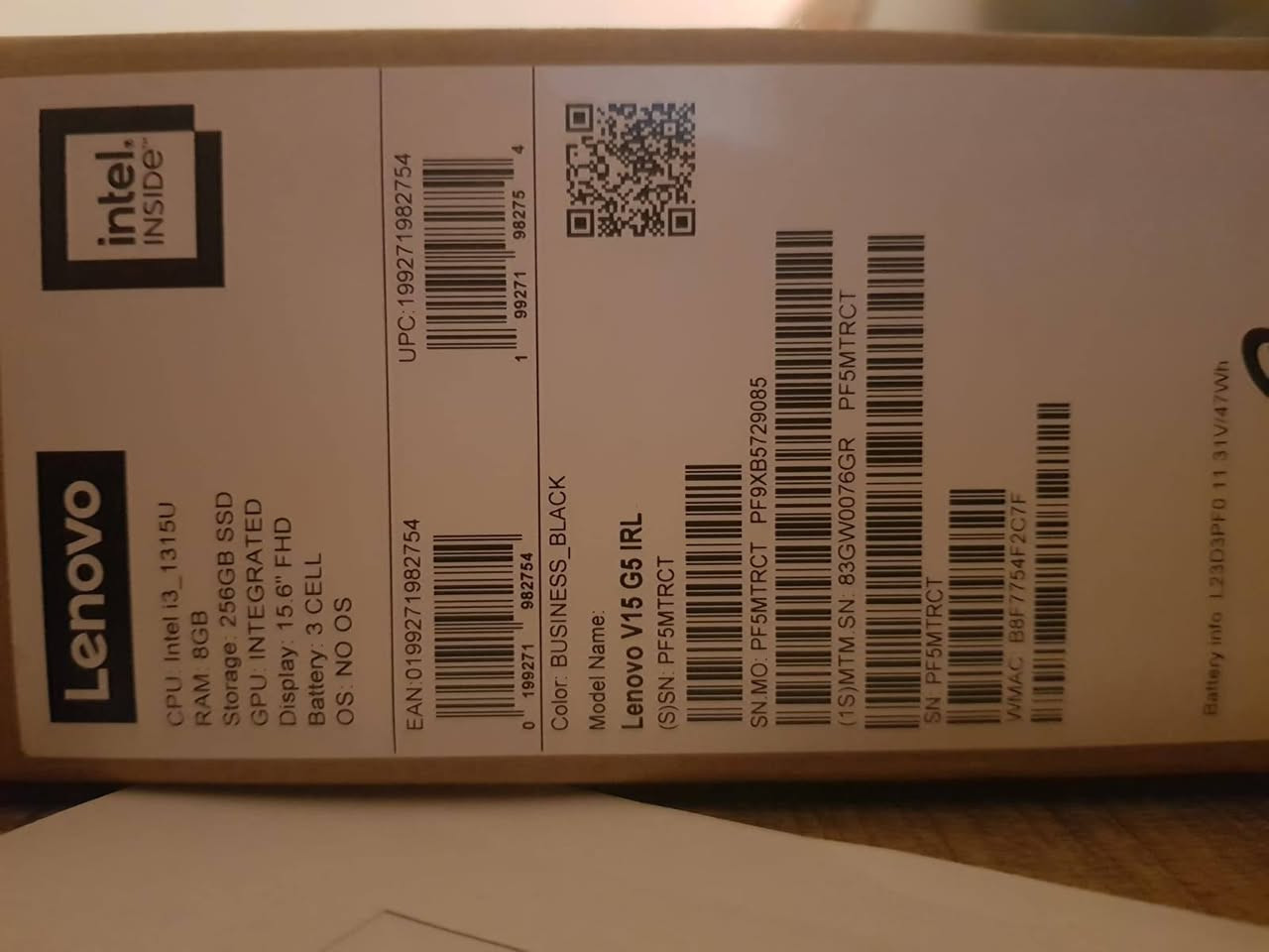 السلام عليكم لابتوب لينوفو جديده ممشتغله بس على كد تنزيل وندوز 11 ومفعل كامل وحتى بطاريتها بعدها ممفتوحه مواصفات ماخذها من النبع وصل موجود
للبيع بسعر 450 بيها مجال للشراي 
CPU: i3 1315u
RAM: 8GB
STORAGE: 256ssd
GPU: INTEGRATED
DISPLAY: 15.6 FHD
BATTERY 3 CELL
مكاني بغداد للاستفسار***********
