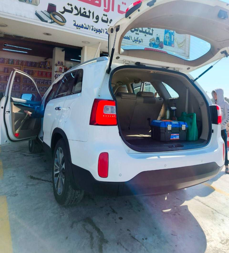 السلام عليكم ورحمة الله
سورنتو بالسنويةموديل2013 شكل ال14 
مكينه 6 سلندر 
3قطع تبريد 
مري شفط 
7راكب 
ويل حجم 19 كروم
كاميرة خلفية
حساسات 
كشنات جلد 
تحكمات ستيرن 
بصمة بيبان 
بصمة تشغيل 
اشاير بالمري 
اشاير ترحيب
صدر وحداديه جديدة
بطارية جديدة
تخم اطارات جديدة
سيارة خير من الله نصبته حلوة
السيارة كفالة عامة فقط بارد خفيف في خشم البنيد
رقم ديالى / مميز
---------------------------------
المكان /ديالى بعقوبة 
السعر 185$ وبيها مجال 
الهاتف  ***********
