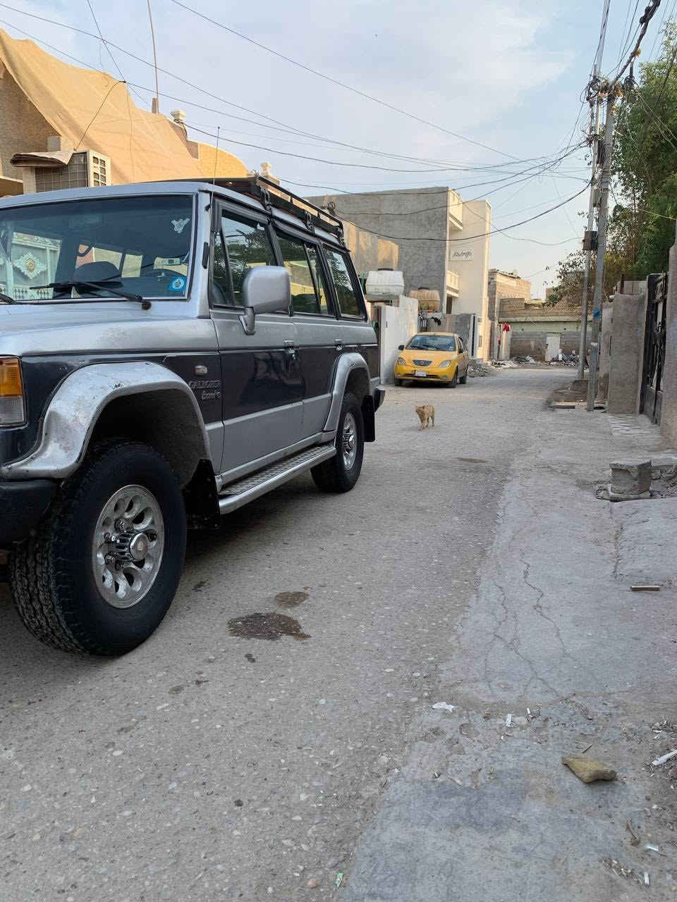 السلام عليكم سياره كالوبر للبيع مديل 1993  
مكينه ففتي اربعه دسك بريك تخم كشنات  2000 تبريدها بي نقص بسمي تحويل ثاني يوم رقم الهاتف ***********  العنوان بغداد بوب الشام السعر 53 وبيها مجال 🤎!
