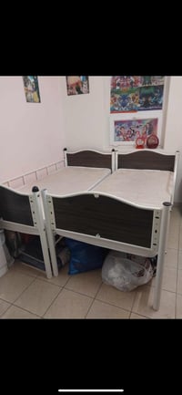 سرير طابقين