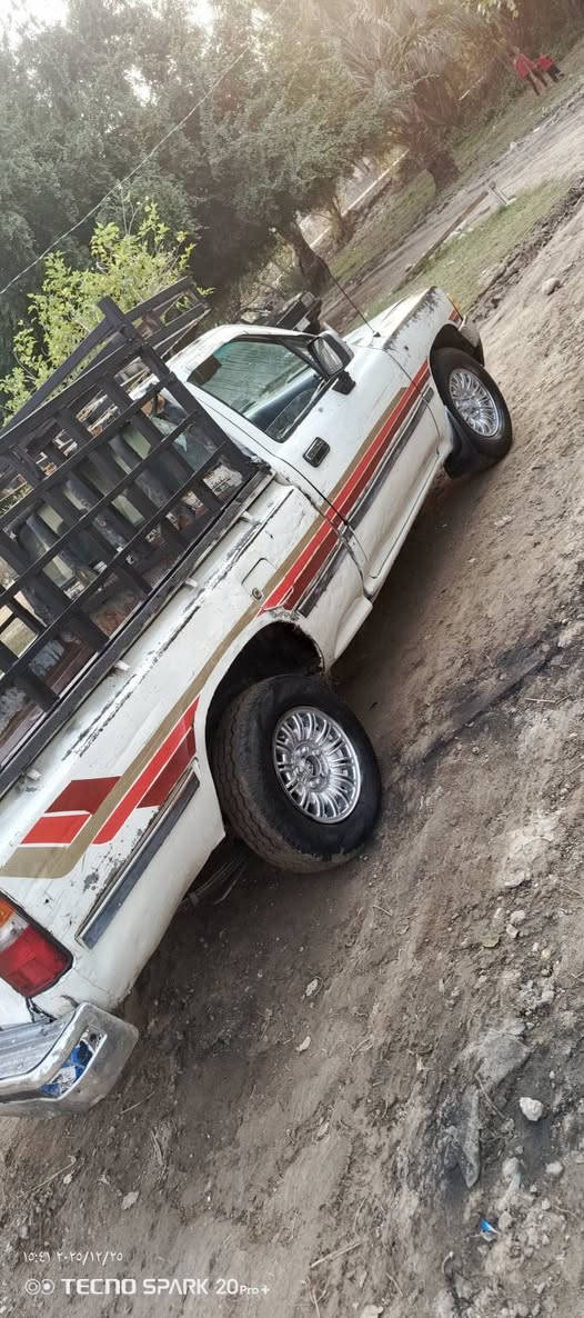 سلام عليكم تك 4چنگال كير ومكينه 3yرقم بابل نكليزي كير ومكينه وشاصي وحداديه وتخم تاير كله كفاله من تجيه وظربه والگلبه سعره 40بيه مجال لشراي
مكانه الرفاعي ناصريه 
***********
