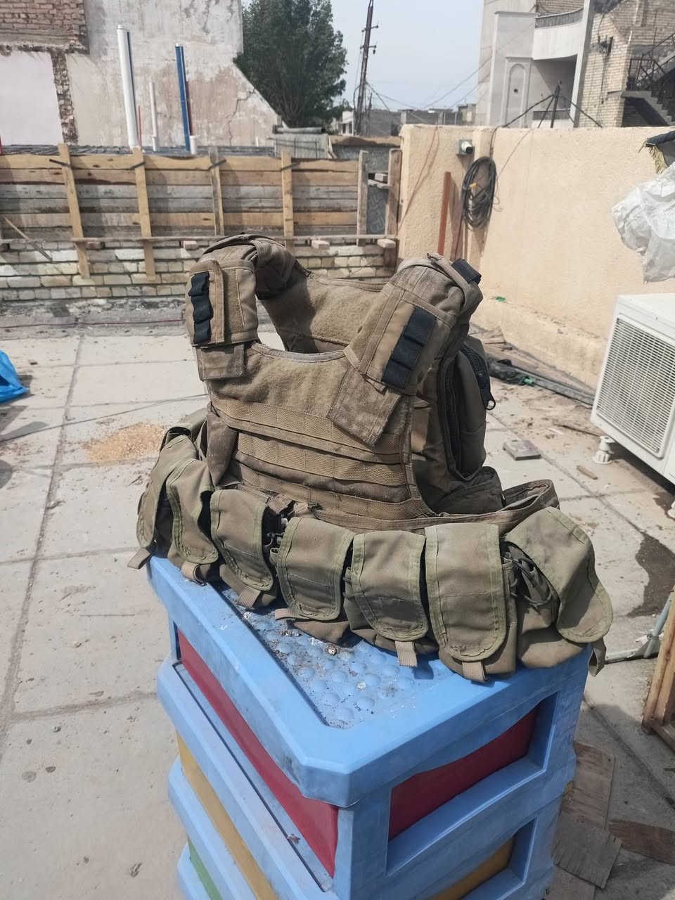 سلام عليكم 
درع للبيع 
بغداد الزعفرانية 
قيم وخذه 
***********
