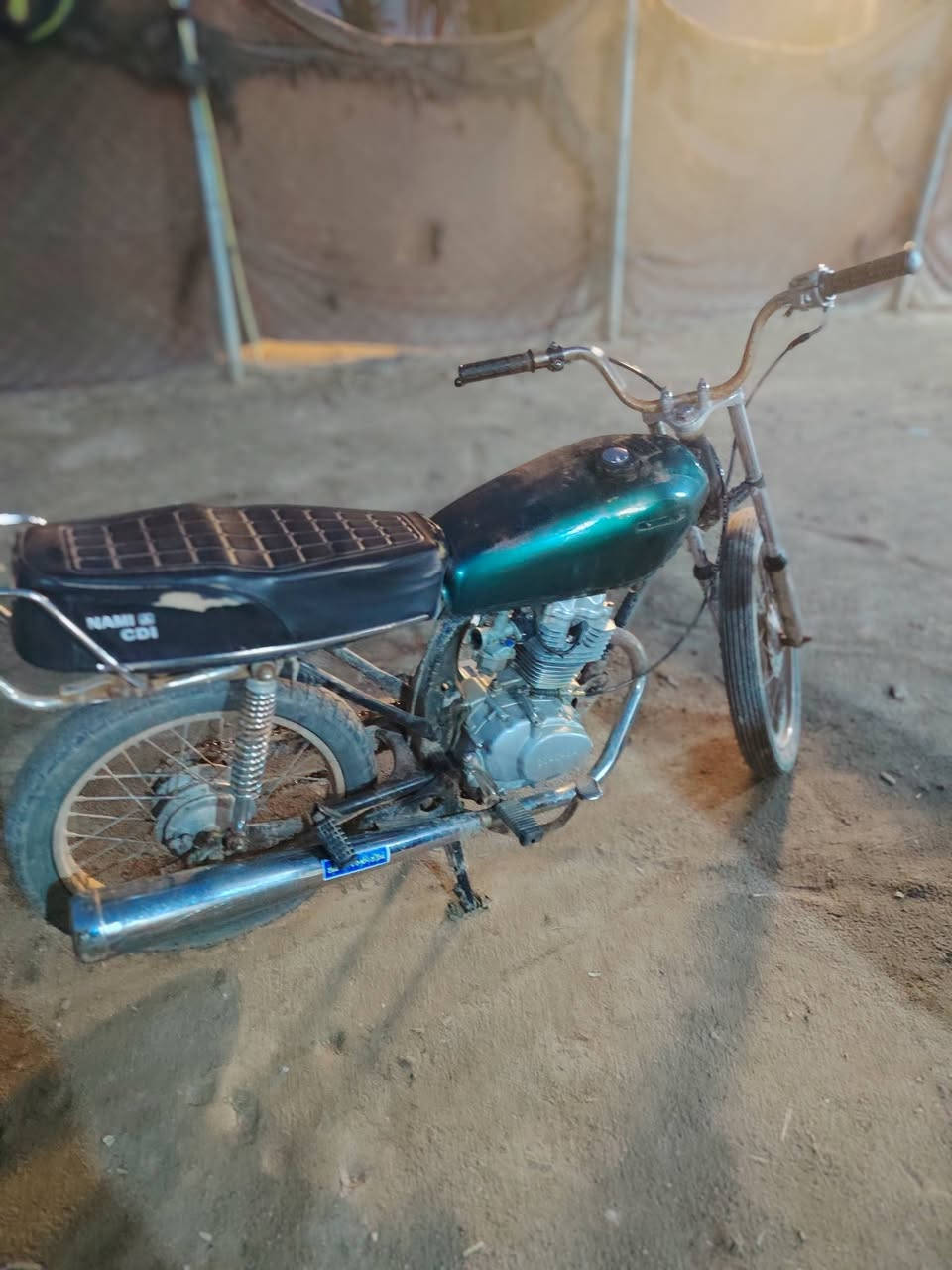 دراجه نامه امتياز للبيع مديل18 كلك رقم شاصي وبليته مكينه خير من الله السعر، .250. وبيه مجال  ***********
***********
