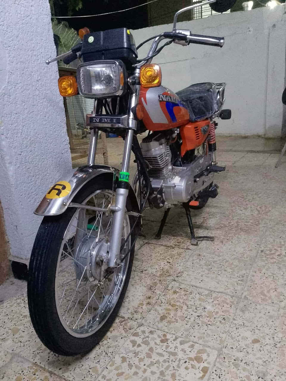 سلام عليكم
دراجه نامه موديل 2022 اوراق اصلي 
مكانه شهداء خاص مامتواجد تصال
***********
