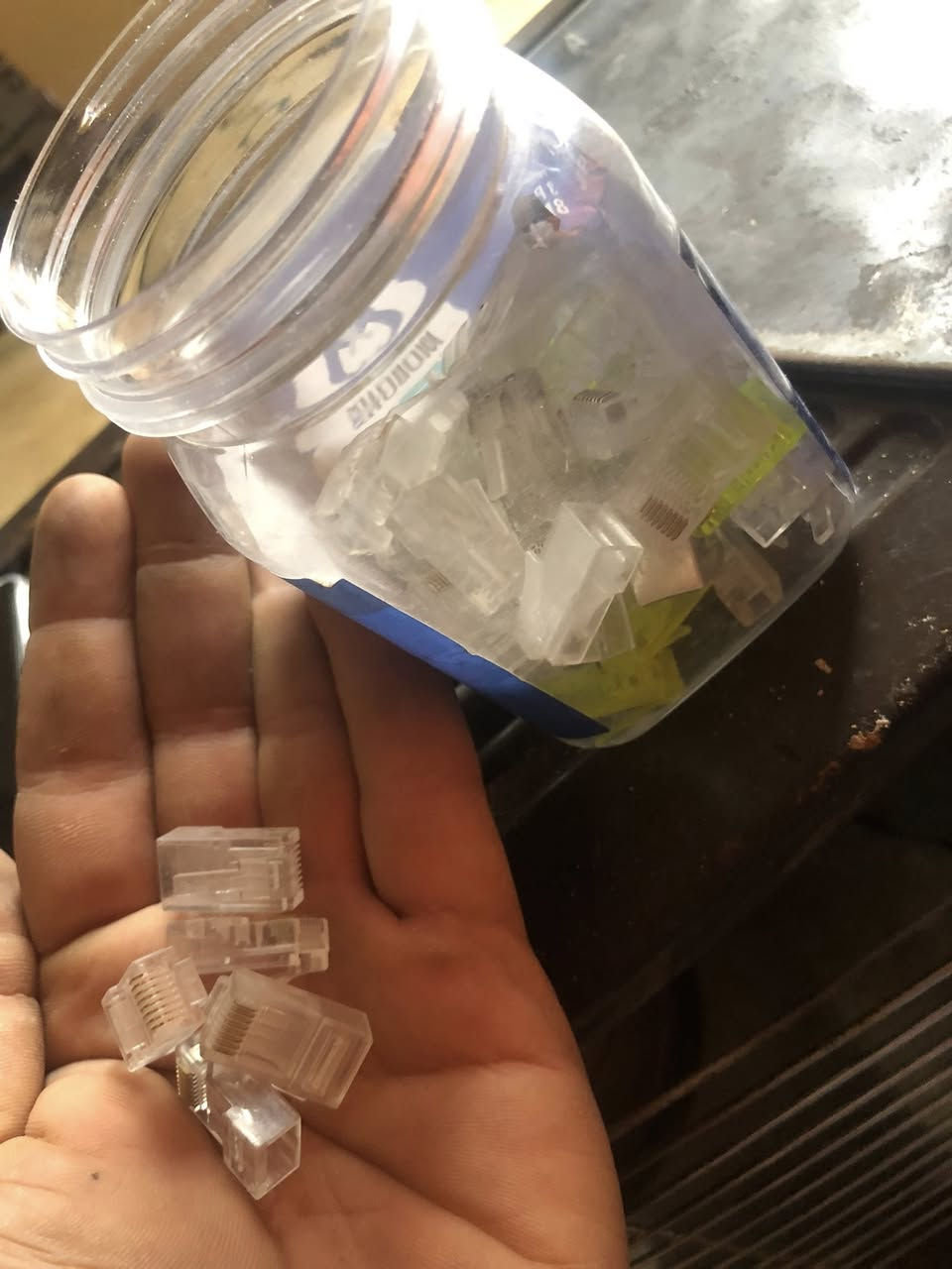 السلام عليكم اخي كلشي سعره نفس ما موضح بلصورة اذا حبيتو رقمي بي وتساب 0772825855


**إذا كنت صاحب هذا الإعلان وتريد حذفه لأي سبب، رجاءا أرسل رسالة إلى الدعم الفني**