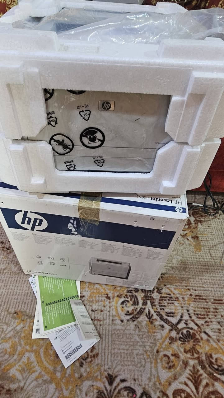 طابعة ليزرية hb laserjet pro 2055
طابعة  جديدة مسحوب كم ورقه شي بسيط 
ابيض واسود  
سرعتها  30نسخة بالدقيقة 
طباعة سحب بدون استنساخ 
تطبع من الموبايل والابتوب  من خلال كيبل
مستخدم نظيف ضمان 
مجرين للورق داخلي تقريبا 300ورقة 
ومجر ثاني 150 ورقة
طابعة قوية تتحمل جهد قوي ملائمة للمكاتب والطلاب 
تسحب ملفاتpdf  بدقة علية 
السعر  110توصيل متوفر لكل المحافظات 
‎0783 272 3890
