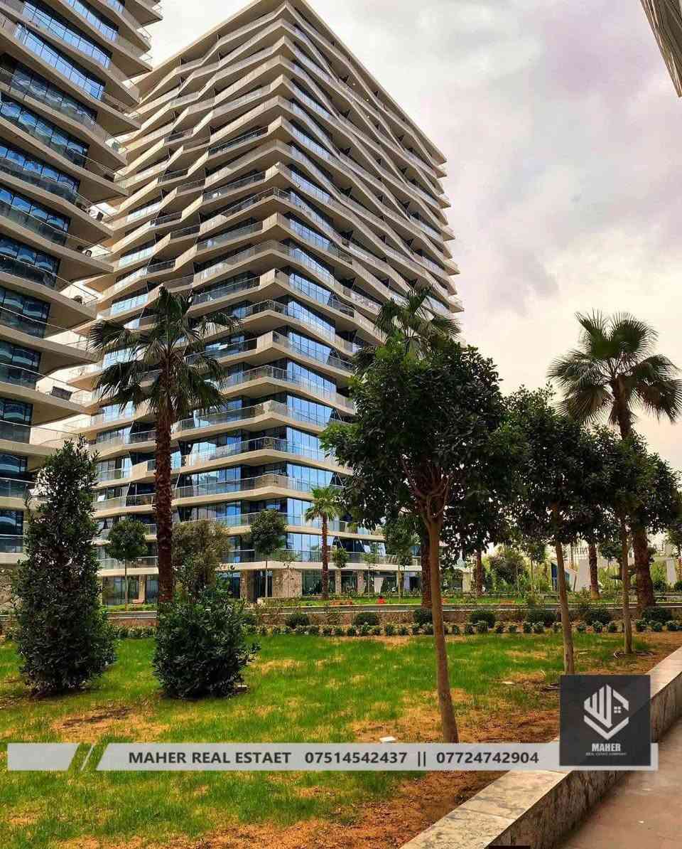 شقة للبيع بسعر مناسب
أجمل اطلالة 
في ويفي أفينو في أربيل
🔹المساحة: 116 م²
▪️غرفتين نوم
▪️صالة ومطبخ
▪️صحيات
▪️بالكون على طول الشقة 
▪️طابق وسط
🔹ركن
العائد الشهري: 600 - 700 دولار
.......................
للحجز والاستفسار:
 ***********
 *********** أربيل, العراق
