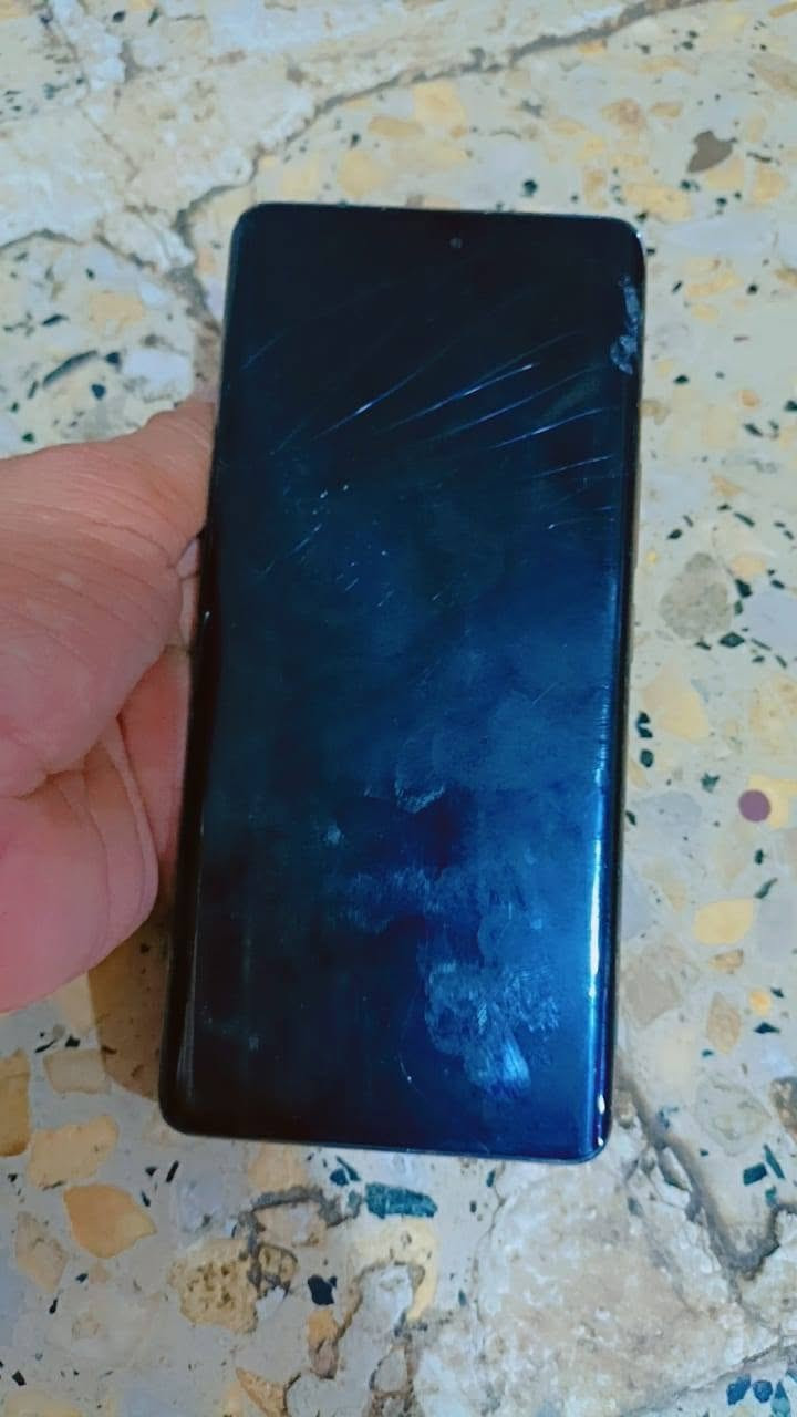 هونر اكس 9C فايف جي وذاكره 256  الرام 16 بي فطر بل كلاس يعني بل تج مامثر ابد وتصليح ب30 الجهاز مستخدم اقل الشهر كامل ملحقاته يعجبك اني خادمك ميعجبك اعبر المنشور ولتتفلسف برأسي.***********.
السعر     275
