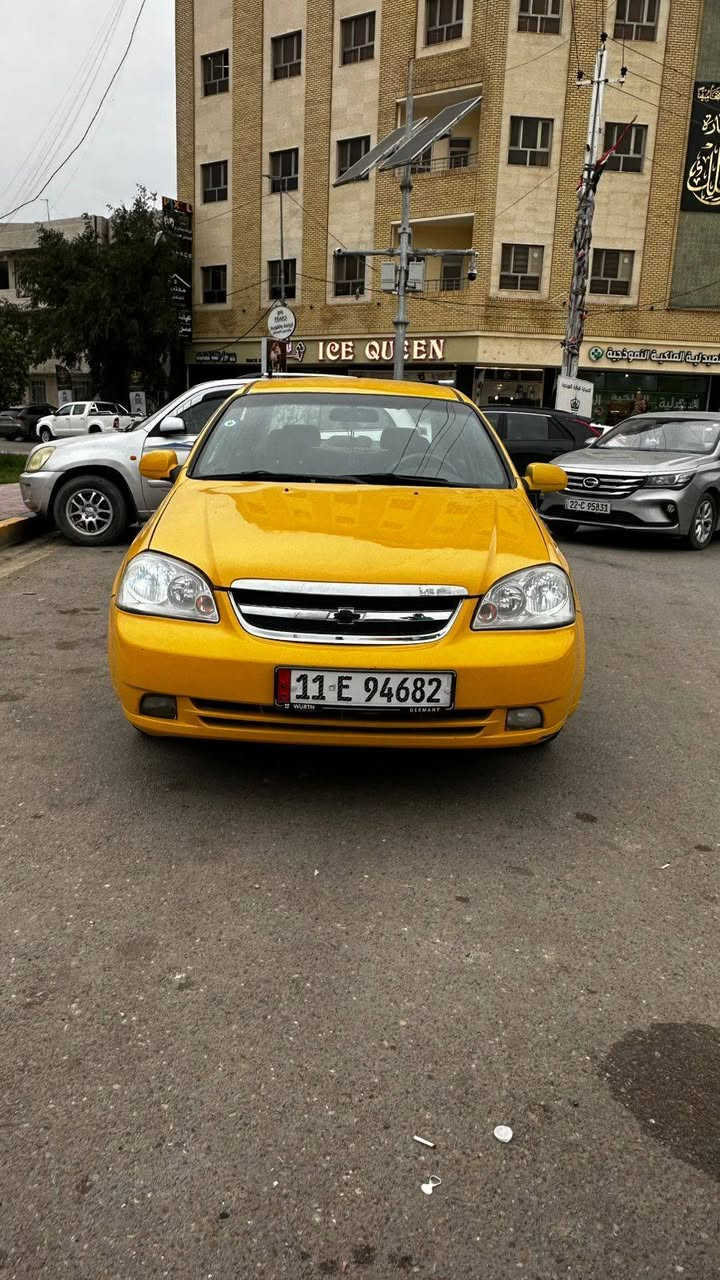 السلام عليكم للبيع اوبترا اصفر تكسي مصفرة هيئة وغرامات رقم بغداد الانكليزي باسمي تحويل ثاني يوم 
موديل 12 خليجي امبدل جاملغ  وبنيد اصليات بدون داخل
  محرك 1600 كير مكفولات    تبريد جاهز  تخم تاير جديد صدره جديد صبغه جديده مغلفة الأرضية جلد شاشة لمس كامرة خلفية جام كهرباء  سياره جاهزه 
 
المكان بغداد الاعظمية 
السعر ٦٦ ورقة
الاتصال ***********
