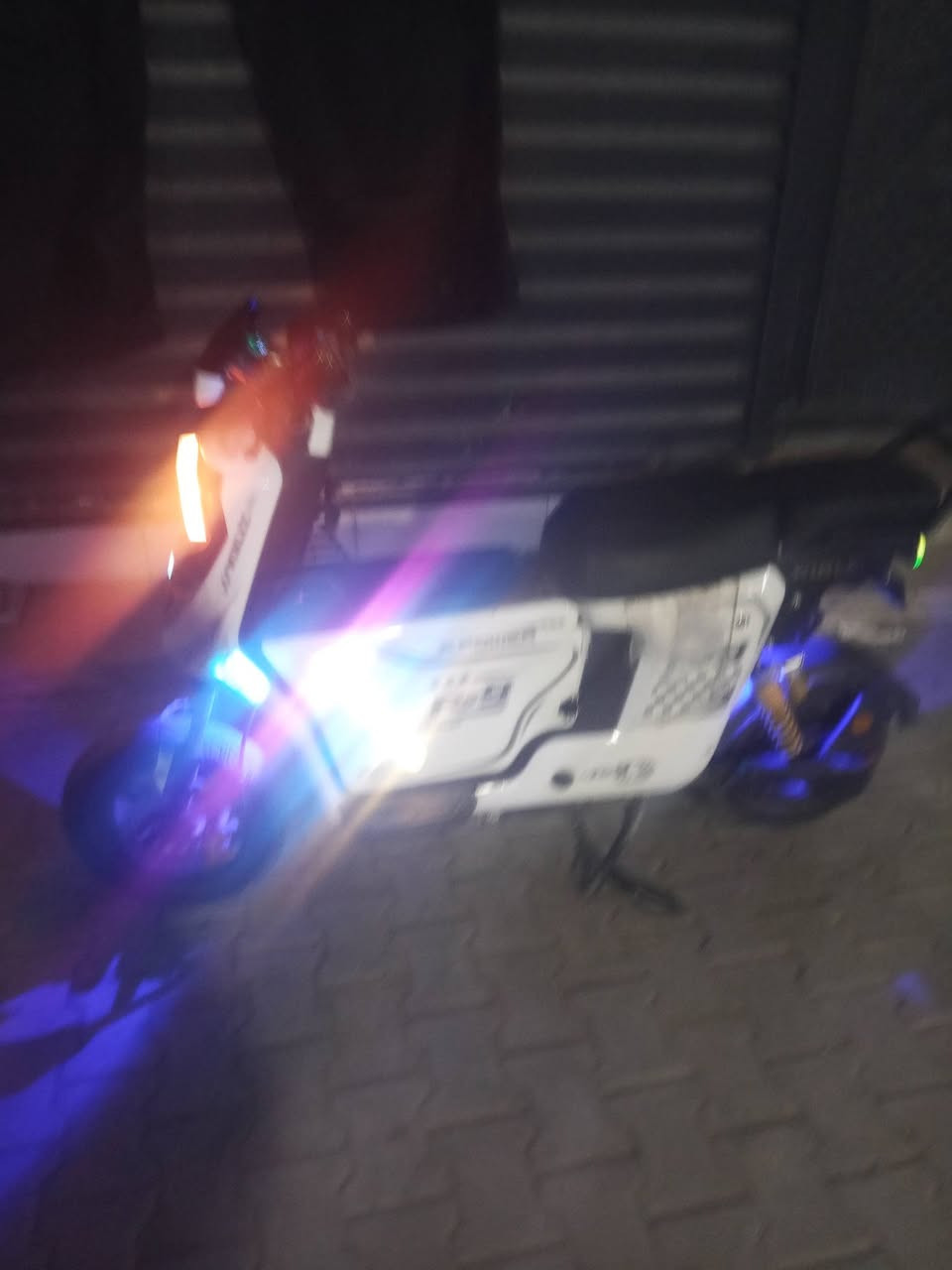 السلام عليكم دراجه شحن R9s للبيع السعر 650وبيه مجال لالستفسار***********
متوفر خاص
