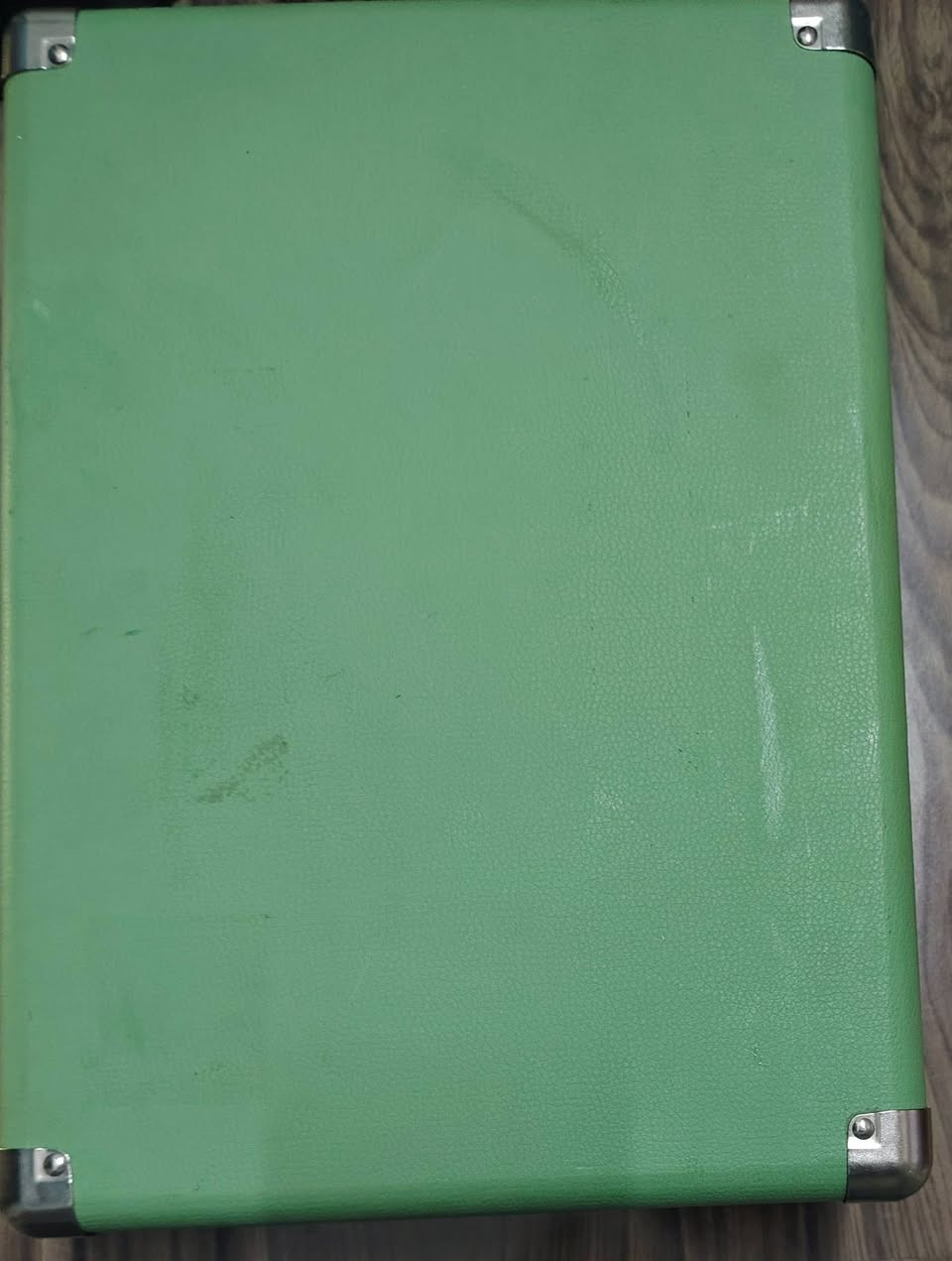 كرامفون جديد مستخدم لغرض الفحص فقط 
30الف مع التوصيل ومعه اسطوانة حجم 33 غربي


**إذا كنت صاحب هذا الإعلان وتريد حذفه لأي سبب، رجاءا أرسل رسالة إلى الدعم الفني**