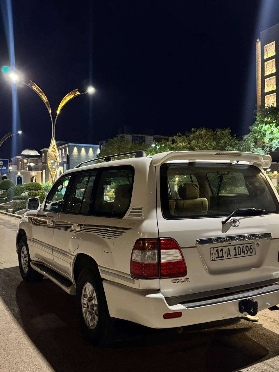 لاندكروز رقم بغداد دولي سنويه لل2030 مكينه وكير جدد حجم مكينه V6 حداديه جديده تخم تاير جديد كهربائيات عامه تبريد ثلج  شغاله بيها اربع قطع صبغ فقط بدون تكم ولا معجون ترايها حلو وناعمه سعرها مناسب للمشتري ١٤٤ وبي مجال قليل مكاني كربلاء الحسينية ***********
