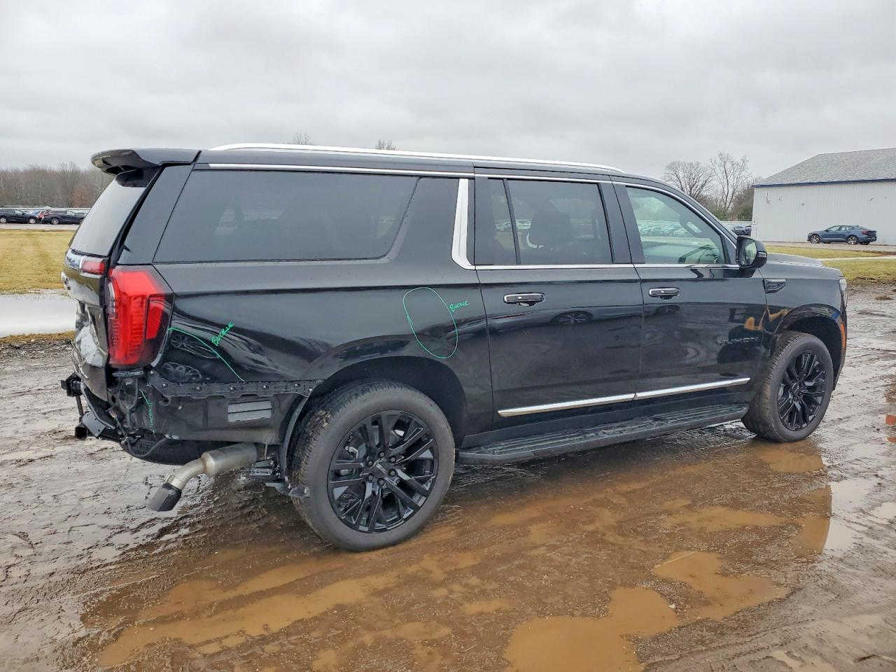 ✨ نشات للمزادات الامريكية ✨
تفاصيل المزاد :
🔹 تاريخ المزاد: 2026/2/16 الاثنين
🔹 نوع السيارة: 2025 GMC YUKON XL
🔹 السعر : حسب المزاد
🔹 الضرر: مرفق بصور تفصيلية 
🔹 المسافة: 997 mi
🔹حجم المحرك : 5.3L 8
9-9-5-7-4-1-1-5
🔹 خدماتنا:
◀ استيراد السيارات من كافة الولايات الأمريكية.
🚢 شحن سريع إلى الوجهات التالية:
ميناء أم قصر ⚓
ميناء جبل علي 🚚
ميناء مرسين 
إقليم كردستان (من الإمارات) 📦
🤝 توفير وكيل خاص لتعقيب معاملات السيارات الحرة والمعوقين.
◀شراء قطع غيار من دبي 
🚘تصليح سيارات في دبي 
🚘عرض سيارات الزبائن 
📊 أسعار تنافسية تشمل النقل الداخلي والبحري.
📍 الموقع:
كركوك- شارع قدس فرع ماركت روما 🏢
🔹 للمزايدة على السيارات:
👀 يمكنكم زيارة المكتب للاطلاع على السيارات المتوفرة.
📝 نوفر كشفًا تفصيليًا للسيارات المتضررة يشمل تقريرًا كاملًا وصورًا، متاح للاطلاع في مقر الشركة.
⏰ أوقات العمل:
يوميًا من 4 عصرًا إلى 12 منتصف الليل.
❌ عطلة المزاد: يومي السبت والأحد.
📞 للتواصل:
📱كركوك  : *********** 
📱كركوك  : ***********
TikTok: https://www.tiktok.com/@nashat_cars?_t=ZS-8t0UWWlL5JS&_r=1
🌟 نتشرف بخدمتكم وزيارتكم! 🌟
