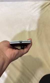 Z فولد 7 السلام عليكم اخوان  استخدام الجهاز فقط 20 يوم ضمان  اخذته قبل...