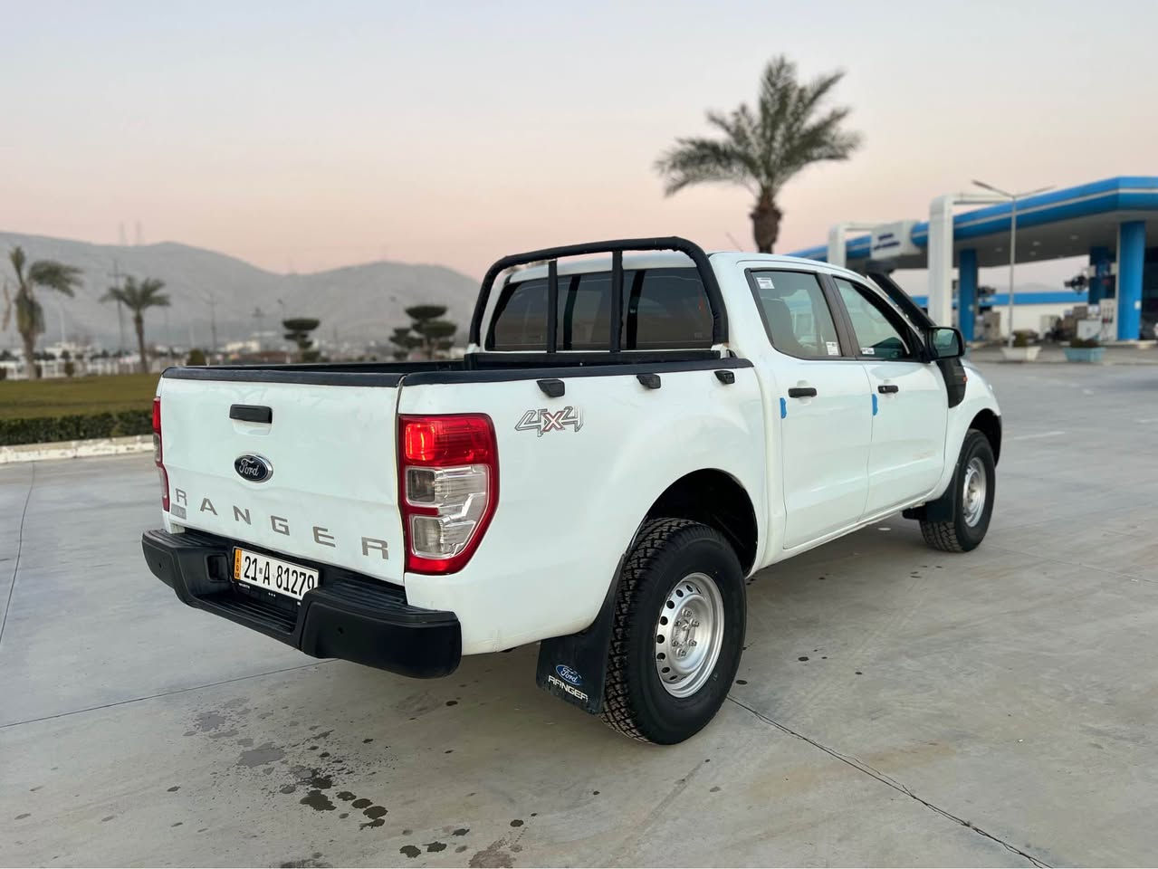 فۆرد رەنجەر مۆدیل ٢٠١٢ گاز انجیکتەر و سۆپەرە گێر مەکینە ئەکسل نەشەرت سەیارەکە سەنەوی تازەیە ٤ تایەی تازەیە زۆر پاک و خاوێن ماوە ماڵی دۆست ٢ پەڵەی بۆیاغە بەبێ ناو دەعم و لێدران نرخی ١١٧ مەجال ژ.م*********** رانية, السليمانية
