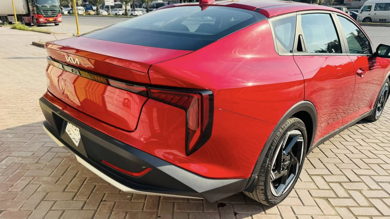 السلام عليكم
🚗 للبيع — Kia K4 EX موديل 2025 🚗

🔴 اللون: أحمر  

🔹 الموديل: 2025  

🔹 الممشى: (14 الف ميل) بعدها زيرو

⛔️دخول جديد ⛔️

✨ المواصفات:

✔️ تشغيل بصمة  

✔️ شاشة كبيرة متصلة (دجتل)

✔️ كاميرا خلفية + حساسات  

✔️ تحكم تبريد لمس من ضمن الشاشة

✔️ اقتصادية بل بانزين مكنتها 2000 دوش 

🛠️ الحالة:

السيارة بيها حادث بنيد وتم تبديل الجاملغ،  

🔍 فحص السونار موجود ويثبت حالة السيارة  

بشكل عام السيارة جيدة وجاهزة للاستخدام 👍  

💰 السعر: 165 ورقة — بيها مجال للطيبين

📞 التواصل: (***********)  

📍 الموقع: (بغداد-مدينة الصدر-مجاور حمام المدينة او مديرية الموحدة )

⚡ سعر مناسب جداً مقابل موديل حديث ومواصفات كاملة

#للبيع #كيا #K4 #سيارات
