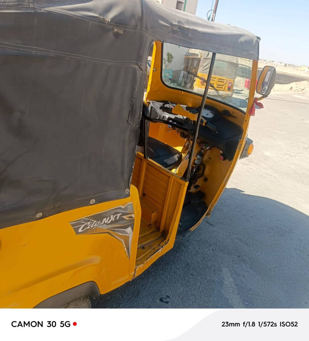 بياجو ٢١مكينه شرط بس رنكات ناعمه على وضع الشركه اوراق شركه الهدود كهربائيات كله شقاله كبل لشقل سعر ٢٥٠٠ بصره دور الشرطه ***********
