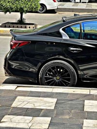 مستعجل على البيع قيم بما يرضي الله بدون كسران بحلال واني حاظر  انفنتي ...