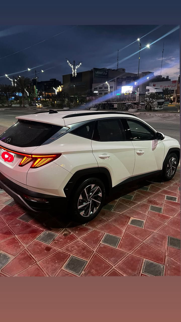 توسان مديل 24)رقم بغداد بسمي ماشيه 20()الف كفاله عامه حته من الشخط جديده بمعنه الكلمه مكان السياره كربلاء وهاذا رقمي وشلع عيوني ***********
