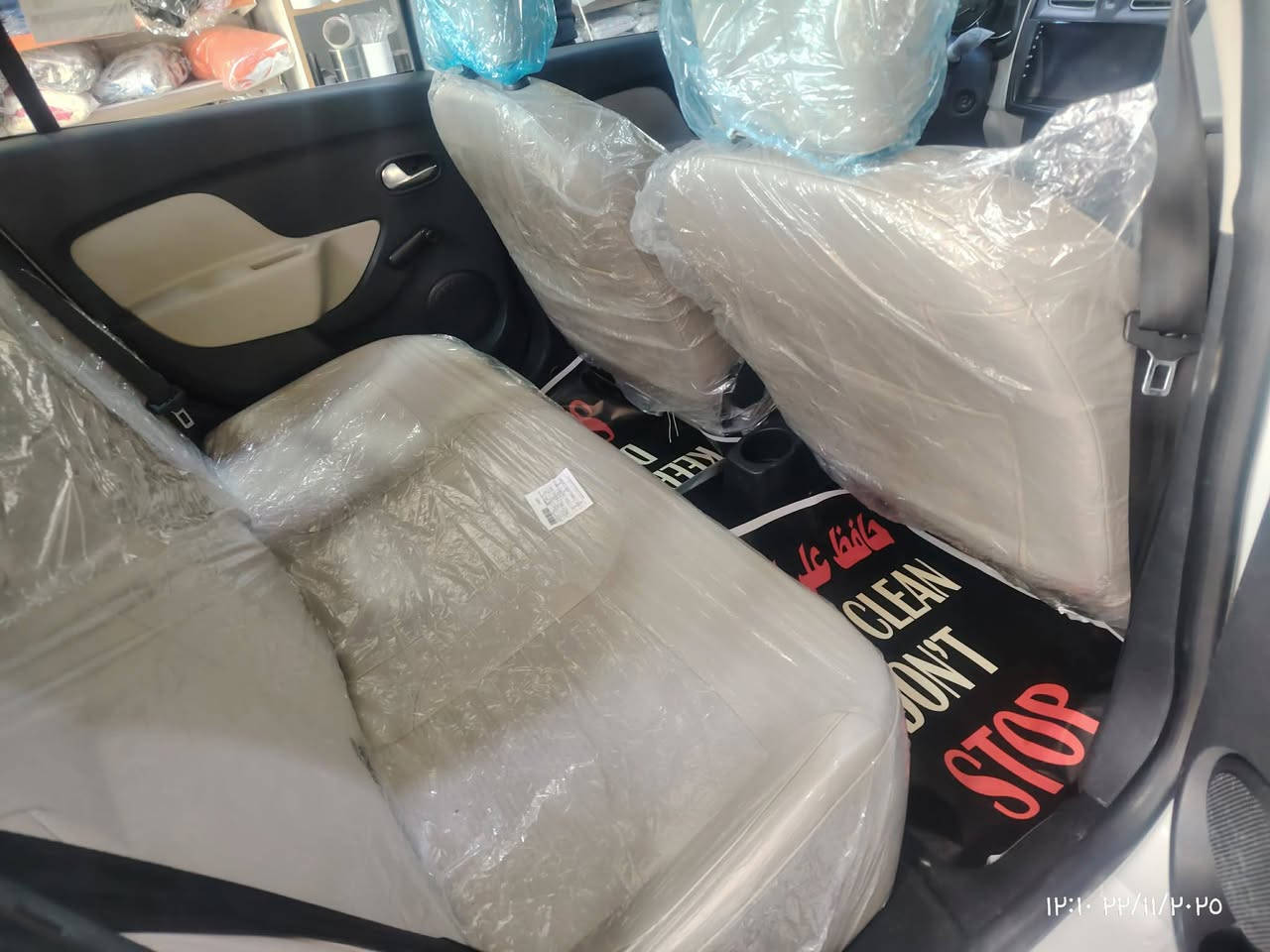 السلام عليكم ورحمة الله وبركاته 

رينو سمبول موديل  2019  

موصفات
قفل مركزي 
تحكم ستيرن 
شاشة ايباد 
كامرة 
كير اوتوماتيك 
سنوية 2030
بيها كابون بانزين
حادثهة موضح بالمنشور غير هذة مابيهة 
سعر 86 وبيها مجال شي بسيط جدا
للأستفسار اكثر اتصل ع الرقم 
***********
