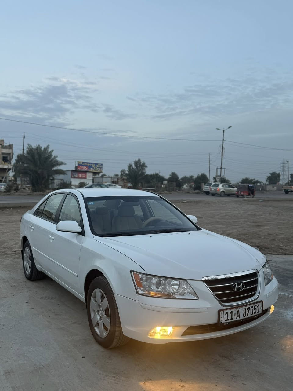 السلام عليكم سوناتا مديل 2009امريكي حادثهة جاملغ خلفي بدون اي دواخل وبيهة 3قطع رش اثر تكشير محرك2400دوش محرك وكير مامفتوحات عل وضع الشركه صدر امامي خلفي جديد تبريد تدفئه تخم تاير جديد سياره مابيهة اي نقص السعر 110وبيه مجال مكاني بغداد المحموديه ***********
