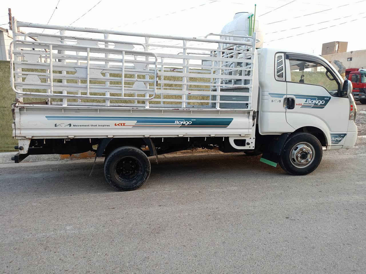 سلام عليكم كيه فحل للبيع موديل 2016ربم ديالى نكليزي ***********
