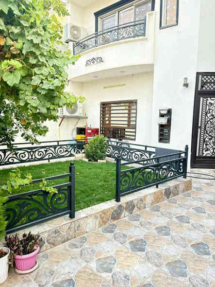 🏠دار للبيع طابو صرف في منطقة حي النصر الثانية

🗺️المساحة 200 متر ع شارع 30 متر

🌍الموقع حي النصر الثانية موقع مميز شارع
30 متر

🏢 الدار طابقين فول يحتوي على ٤ غرف نوم واستقبال ومطبخ وهول ودرج خارجي وصحيلت البيت طابقين فول
🗼السعر 200 مليون مع مجال

عنوان المكتب السند سايدين كوباني قرب صيدلية غصن الزيتون
للأستفسار *********** أبو سند
