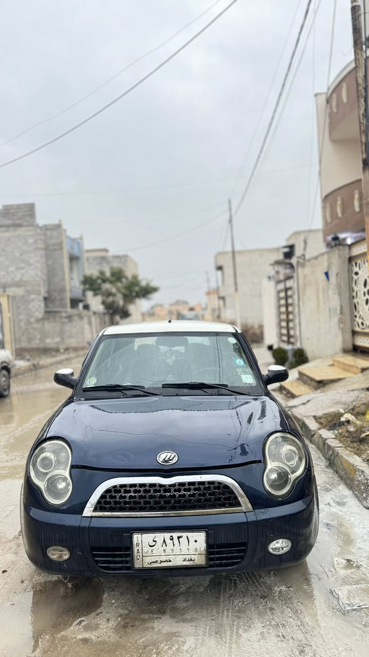 السلام عليكم
سيارة ليفان للبيع 2013

السيارة باسمي كابون بيها 

مصبوغ حزام بدون دواخل

السعر 38

***********
