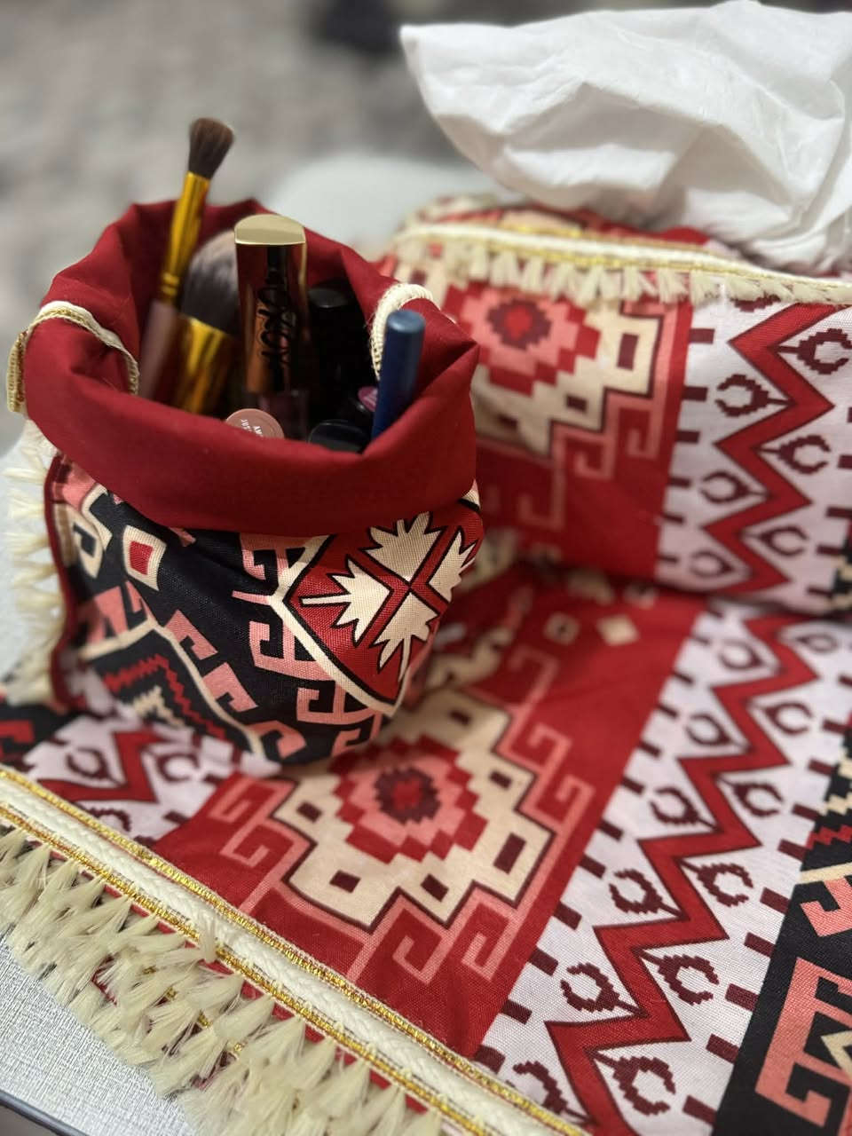 سيت رمضاني متوفر بجميع اشكاله 
يوجد توصيل لجميع المحافظات


**إذا كنت صاحب هذا الإعلان وتريد حذفه لأي سبب، رجاءا أرسل رسالة إلى الدعم الفني**