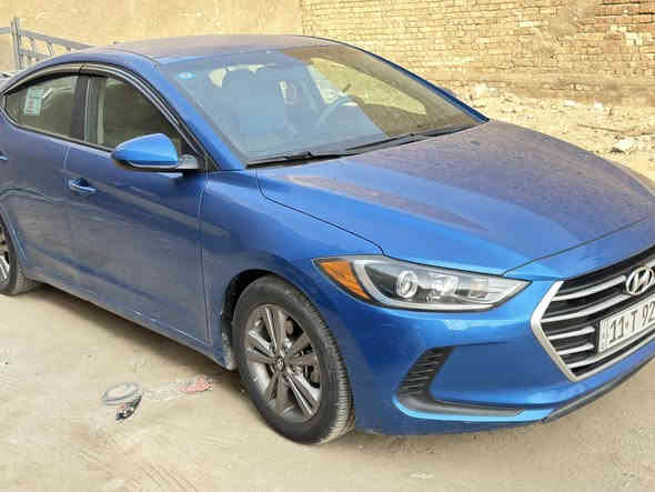 السلام عليكم للبيع النترا 2018 لون ازرق
شاشة ابل كار بلاي 

تحكمات ستيرن 

رادار جانبي 

السيارة كاملة من ناحيت كلشي 

السعر 135

وتجي وتشوف بعينك شكد نضيفه

***********
