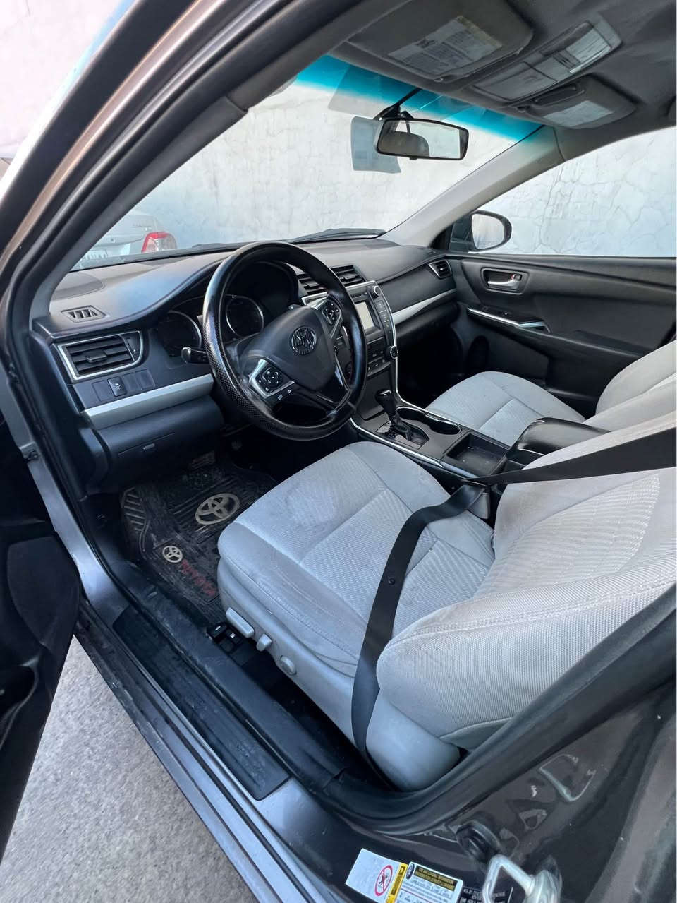 كامري se 2016
سعر  : 115 و مجال 
المحرك : 4 سلندر 2.5 L
عدد الممشة :  128 ميل
حزام صبغ
الايربكات : دكمه فقط
الشاصي و الدواخل : بدون شاصي و دواخل
رقم الشاصي : 4T1BF1FK2GU136182
تحويل او وكالة : موجود
عنوان : دهوك 
تبديل : موجود 
قسط : غير موحود 
رقم الهاتف :*********** دهوك, العراق
