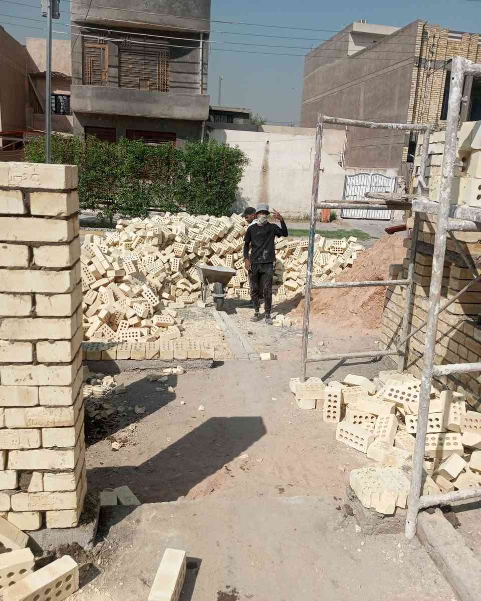 #اختارالصح 🏠عرض خاص فتره محدوده 🏠

🏗️ سعر المتر بناء 360 الف دينار مواد وعمل 🏗️

     🚧 مع هدية البيت  🚧

         ✨ بيتك العصري يبدأ من هنا ✨
مع مكتب اليسر للبناء والديكور الحديث 🏡

🔑 تسليم مفتاح شامل – تصميم، تنفيذ، تشطيب
📐 إشراف هندسي كامل وفق أحدث المواصفات
🧱 مواد عالية الجودة لضمان المتانة
🎨 ديكورات حديثة تواكب ذوقك العصري

📍 بغداد القاهره الثانيه خلف حسينية آل البيت خلف جسر البنوك 
📞 للاستفسار: ***********
***********
#بناء_حديث #ديكور_راقي
