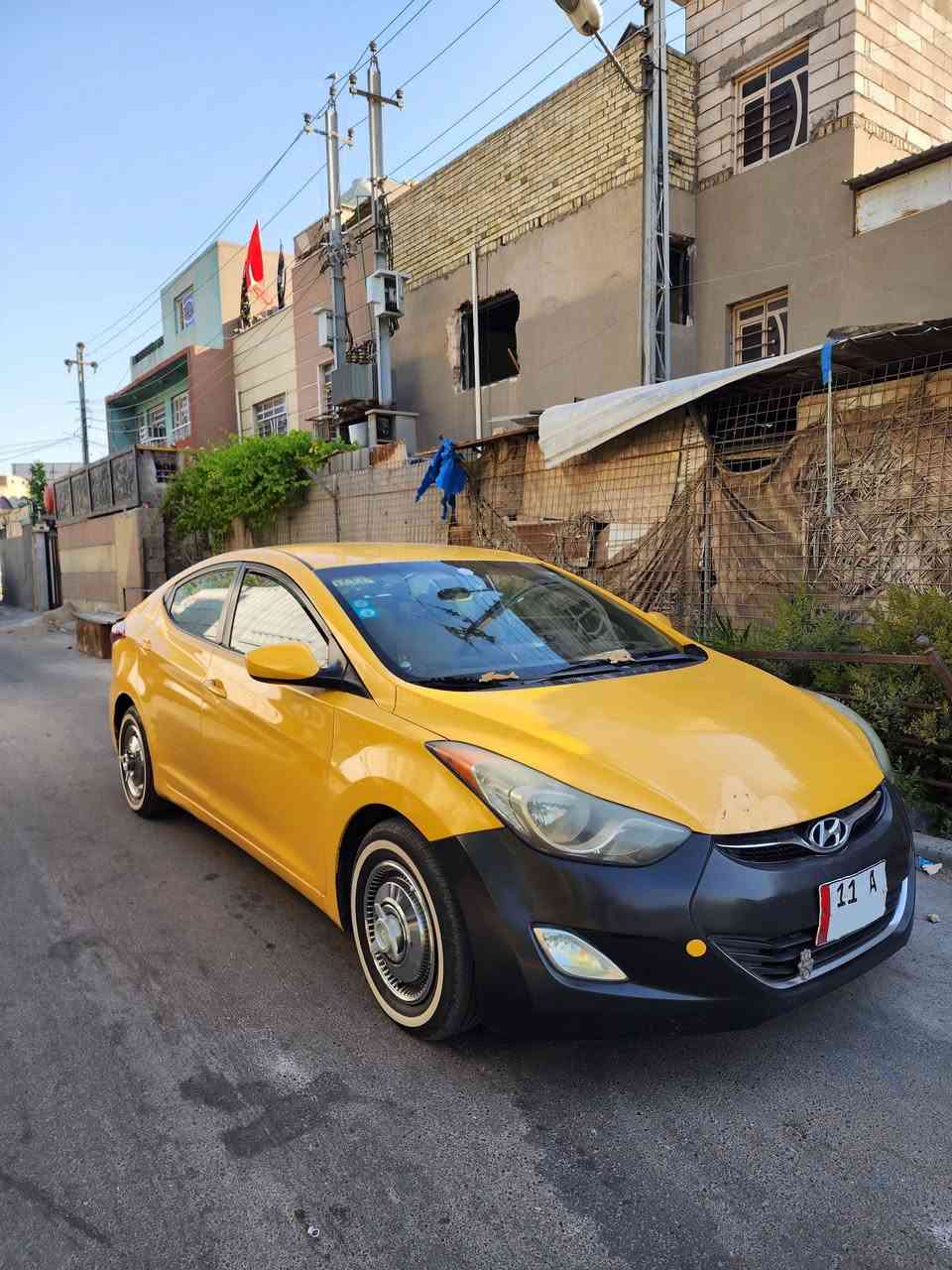 هيونداي الانترا 2013 امريكي
مكينه 1800 دوش 
كير مكينه مكفولات 
تبريد شغال ويه السويج
سياره مدوشمه 
حادثها جاملغ خلفي  عكس السايق ومصلح نفسه والباقي شوفه عينك 
سياره مصروف عليها وجاهزه كبل للشغل 
عنوان السياره بغداد
***********
