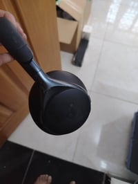 السبيس ون • ٥٠ • سماعات