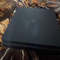 بلي فور • ٢ جوستك • ٤ ألعاب