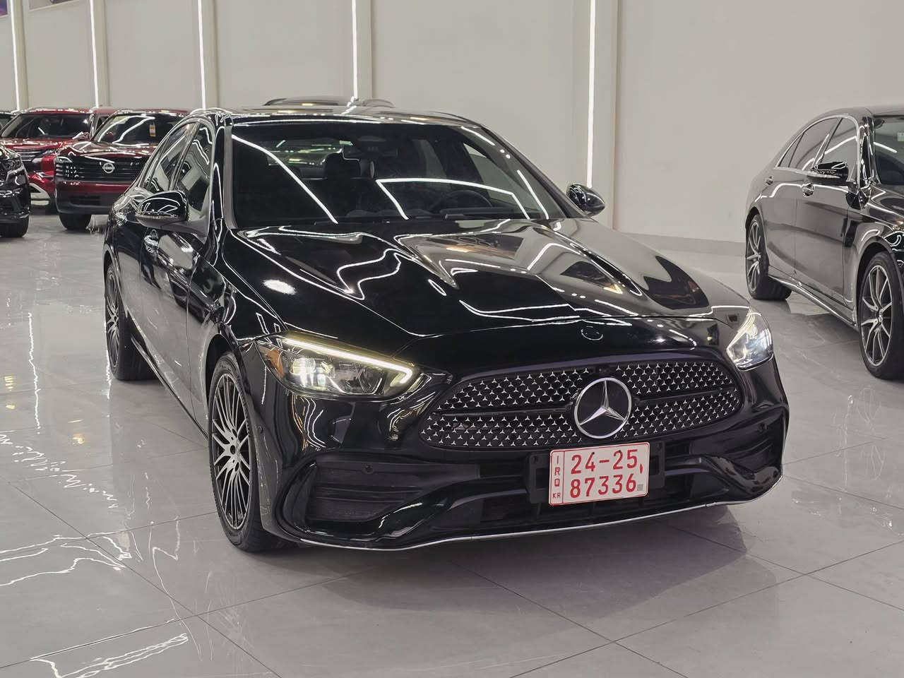 مرسيدس سي٣٠٠  - Mercedes C300

**السيارة مرقم اربيل، الصور قديمة

الموديل: 2024
المسافة المقطوعة: 5,000 Mile
المحرك: 2.0L Turbo 4 Cylinder
ناقل الحركة: Automatic 9G-TRONIC
الصناعة: امريكية
اللون: اسود
رقم السيارة: اربيل
عدد المقاعد: 5

🔸 المواصفات: Premium

فتحة سقف - مقاعد جلد تدفئة - مقاعد كهربائية وخزن - صندوق شفط - حساسات - كامرة خلفية - لايتات LED -  شاشة كبيرة بنظام ذكي - تحكم كلي بالسيارة بواسطة الشاشة - استجابة صوتية للنظام - اضاءة LED داخلية - تحكمات ستيرن - وضعيات قيادة - مثبت سرعة - تحديد مسار - رادار امامي متفاعل - نقط عمياء - نظام Apple Car-play, Android Auto

🔺 الضرر: السيارة بدون حادث
الباب الامامي والخلفي سرقة ومبدلة بلادي 

-السعر: 36,000$

📍العنوان: اربيل. شركة باب المرزوق
شارع ١٠٠، قرب مصنع الببسي

للتواصل واتساب او عبر الخط:
***********-☎️
