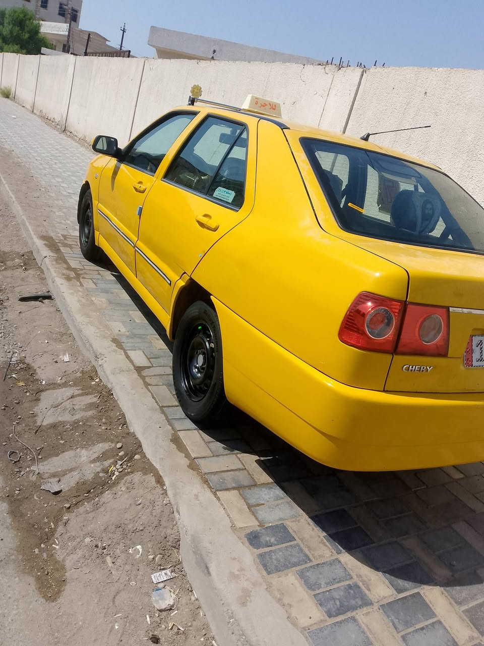 شيري كوين موديل11بسمي رقم بغداد انكليزي تحويل ثاني يوم محرك وكير وتراي وتبريد ثلج مكفول كشرمكفول من الضربه دعاميات مصبوغه فقط وهلال جاملغ  فقط سياره جاهزه ومكفوله عنوان بغدادالزعفرانيه الاتصال ***********لسعر 32 وبيه مجال بسيط

