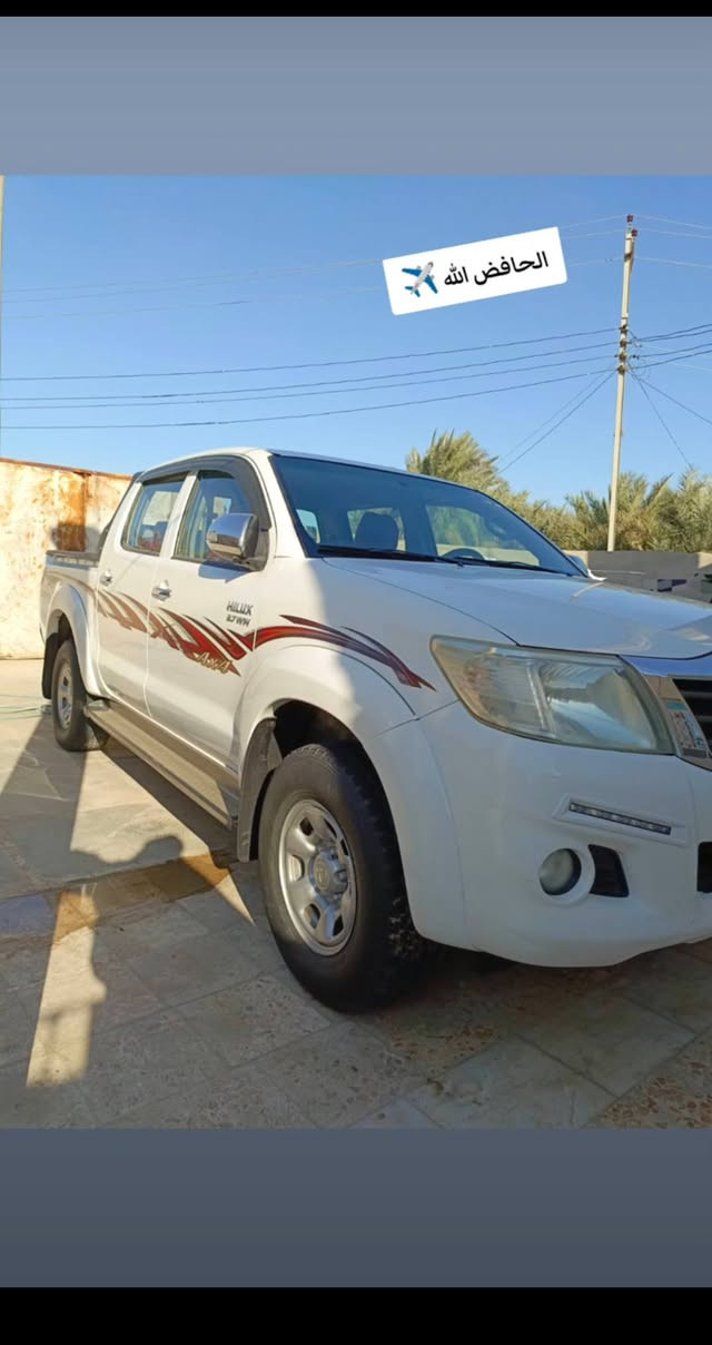 السلام عليكم
تيوتا هايلوكس 2014 فورويل اوتماتيك  بانزين 

سياره نضيفه بمعنى الكلمه   مكفوله بيهه بارد قليل بالباب مالت البدي  السعر 230 المكان ذي قار  باقي التفاصيل   يم الوالد  هاذه رقمه 

‏‪***********‬‏

‏‪***********‬‏
