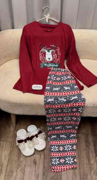 الله يوفقها دنيا وآخرة الي تعلقلي نخيت بس الكفو 
قياس ( 60 - 90 ) فري سايز 
السعر ١٠  الف 
خامه قطنية  درجة اولى
للحجز  واتساب ***********
