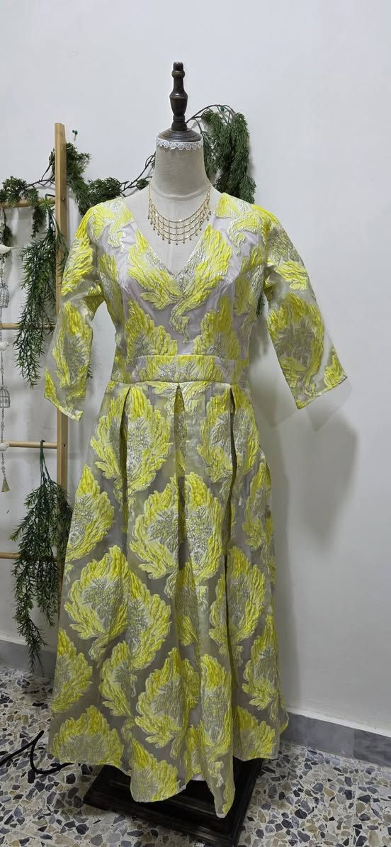 فساتين مخاوير وبشتات وسوتات كلشي متوفر واسعار ١٠ و١٥ و٣٠ اي شي تريدو بلتعليقات اذكرلكم القياس توصيل ٥ الاف بغداد والمحافظات


**إذا كنت صاحب هذا الإعلان وتريد حذفه لأي سبب، رجاءا أرسل رسالة إلى الدعم الفني**