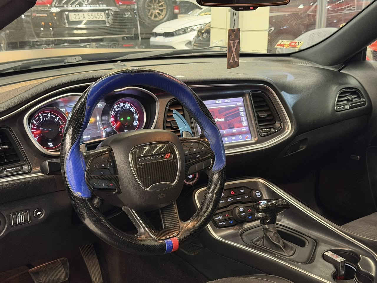 سلام عليكم
دوج جالنجر ارتي موديل ٢٠١٨ لون مميز السيارة بدون دواخل و ايرباگ بجم كبس السيارة گير محركها كلها بشرط كلش حلوة و نظيفة ماشية ٦٦ الف ميل فقط و السيارة بيها حاملغ امامي و خلفي جهت السايق سبغ سعرها ١٨٨$ ورقة و بيها مجال للطيبين *********** للتواصل الرقم واتساب همين موجود مكان سيارة اربيل
