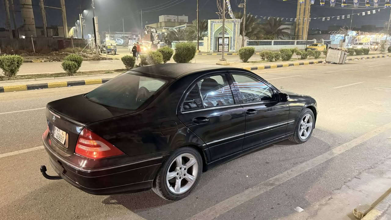 السلام عليكم للبيع سياره مارسدس 2006
كفاله عامه سياره جديده بمعنه الكلمه ليبل واحد كله مكينه بلاد رقم انكليزي تحويل ثاني يوم العنوان واسط قضاء الحي ‏‪***********‬‏ تفاصيل اتصل وبل خدمه
