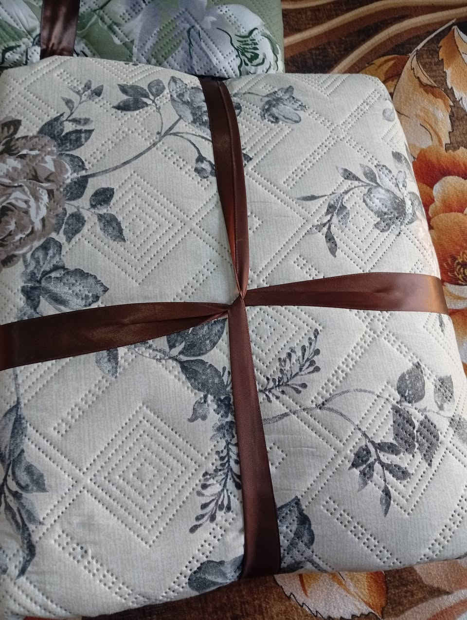 وصول فرشه مقرنص درجة اولى الوان تخبل
والسعر مناسب جدا 
القياس 200*230
والسعر 8500
العنوان المدحتية مقابيل دائرة الزراعة بإدارة عادل الرويعي مجمع الروان ***********
