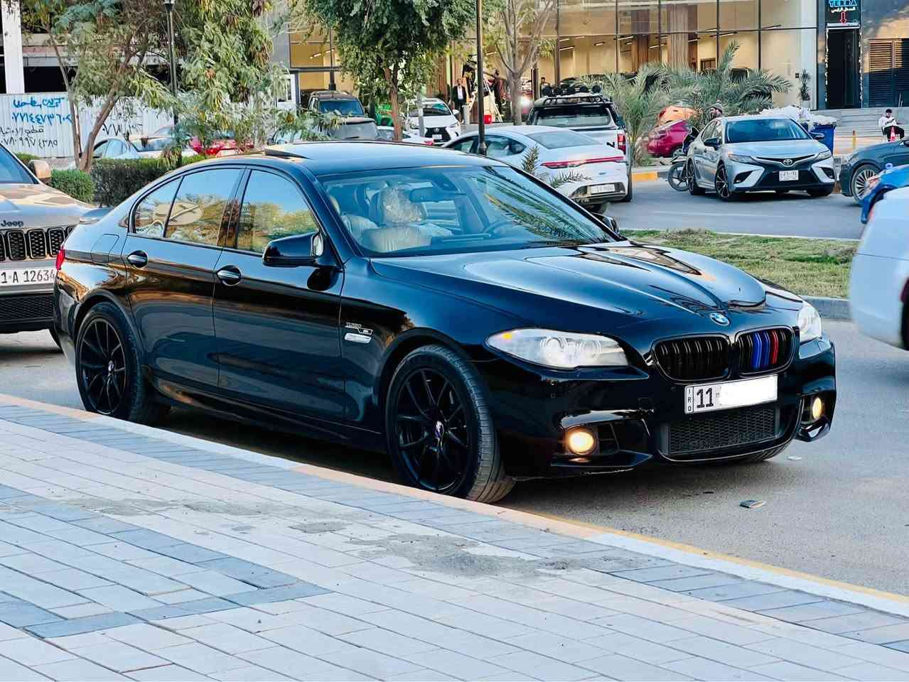 السلام عليكم 
للبيع BMW F10 550i
موديل 2011 M5كت
محرك 8 سلندر تون تيربو
تو ويل اصل 
كير ومحرك جدد مكفولات
السياره وارد امريكي بدون حادث كلين تايتل وتقريرها موجود فول 1/1 مواصفات 
ماشيه 138 الف ميل
رقم بغداد باسمي
للبيع رايده ب175 وبيه مجال بسيط للشراي 
مكانه بغداد اليرموك 4شوارع 
*********** متواجد وتساب بغداد, العراق
