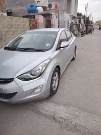 إلانترا ٢٠١٢ • ١٦٠٠ سي سي • رقم بصره