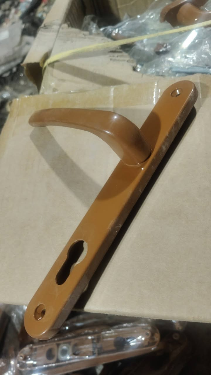 عدد250،،،،،،السعر 1500دينار


**إذا كنت صاحب هذا الإعلان وتريد حذفه لأي سبب، رجاءا أرسل رسالة إلى الدعم الفني**