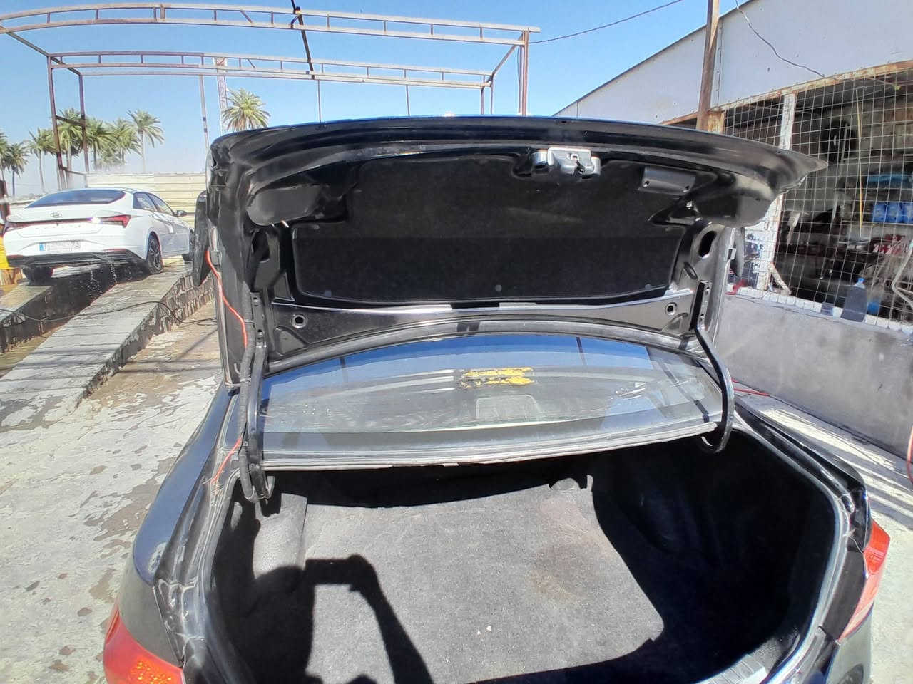 سلام عليكم من رخصت مدير لكروب بي وايدي موديل ٢٠١٦ سياره كلهه شركه لا ضربه ولا صبغ مابيهه اي نقص رقم جديد بغداد بسمي مكانك سياره دوره *********** سعر ٥٧
