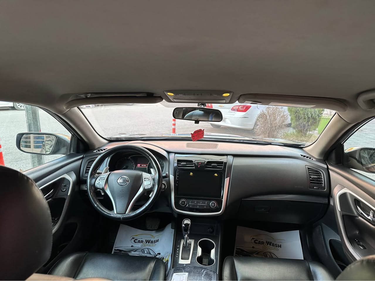 التيما 2018 SR
شفتات استيرن 
شغال عن بعد 
بلاجكتر 
كشن حار بارد +كهرباء+ جلد 
ويل 17
شاشة تحكم سكان 
اكروز سرعة
3 قطع صبغ 
2 تبديل شركه
مكان السياره اربيل عينكاوه
***********
*********** أربيل, العراق
