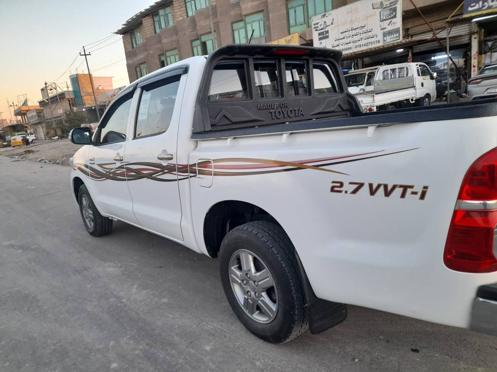 السلام عليكم للبيع بيكم موديل ٢٠١٥ اكويتي شاصي ١٩ اوتوماتيك رقم بابل مشروع وطني ماشيه ١٦٣ الف السياره مكفوله من الضربه مكينه كير صدر تخم تاير تبريد كله جديد مال جناي سياره جديده معنه الكلمه كله جديد السعر ٢٢٥ وبيه مجال للشراي الستفسار ***********
