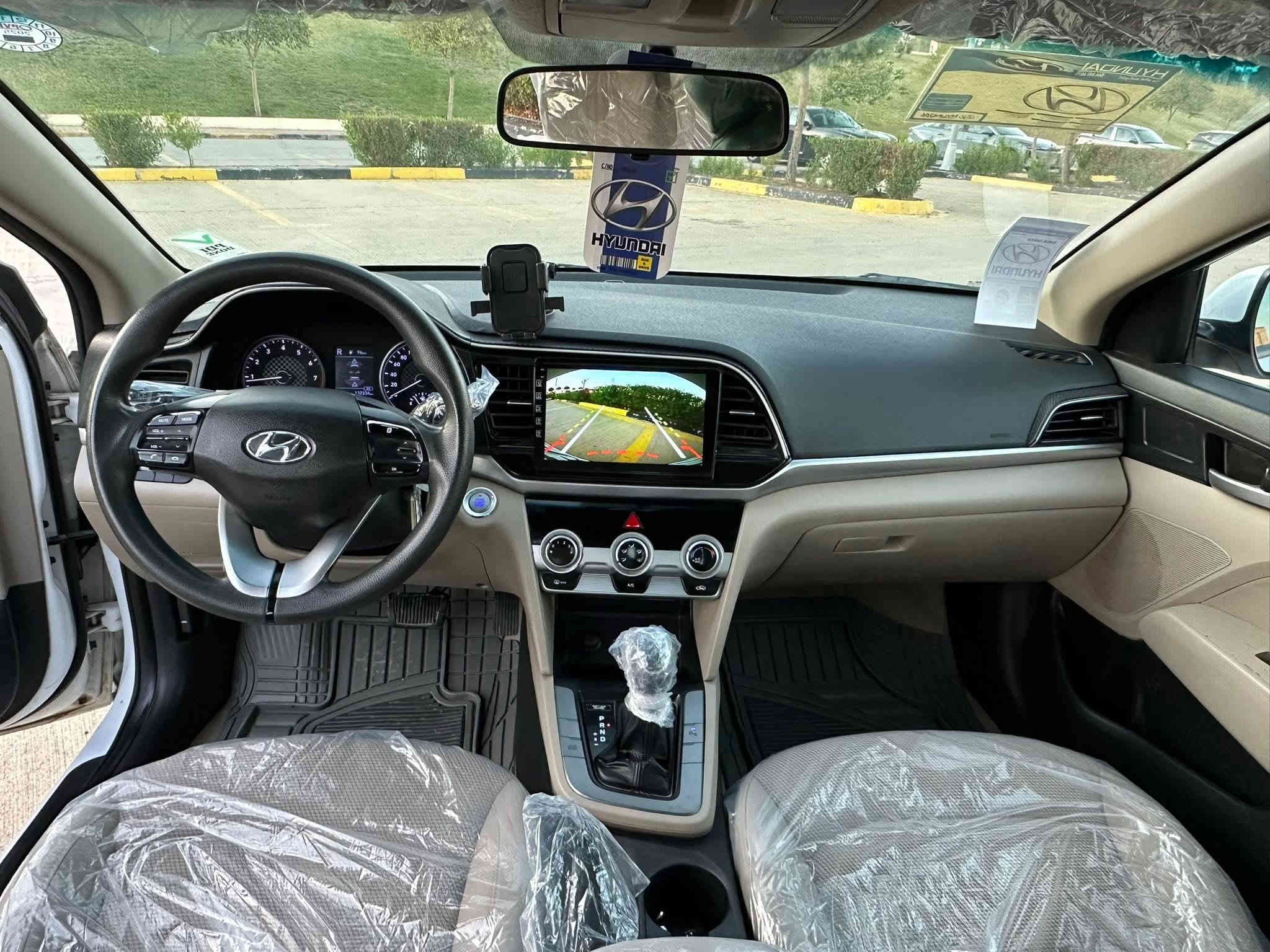 السلام عليكم
#مكلف بالنشر الاتصال بالرقم فقط يوجد واتساب واتصال عادي
*********** دكتور انس
النترا خليجي 2020 فول مواصفات ماشيه 80 الف كيلو متر قابله للزياده 
السياره بأسمه شخصياً السياره جديده وبالواقع احلى بهوايه 
محرك ٢٠٠٠ 
فتحة سقف 
بصمة 
مري كهرباء واشاير بالمري 
شاشة وكاميرا 
تحكم بالستيرن 
ثلاث انظمة للقيادة ( ايكو ، سبورت ، العادي )
ماشية ٨٠ الف 
بيها ضرر خلفي بالعراق موضح بالصور ماخذلها صور قبل التصليح يعني 3 قطع صبغ جاملغات خلفيه وقبغ الصندوق السياره جاهزه مابيها ملاحظات
السعر 152 ورقه وبيها مجال للطيبين
اكرر اخواني مكلف بالنشر الاتصال بالرقم عنده واتساب واتصال عادي
*********** دكتور انس 
موقع السياره بغداد الاعظمية
